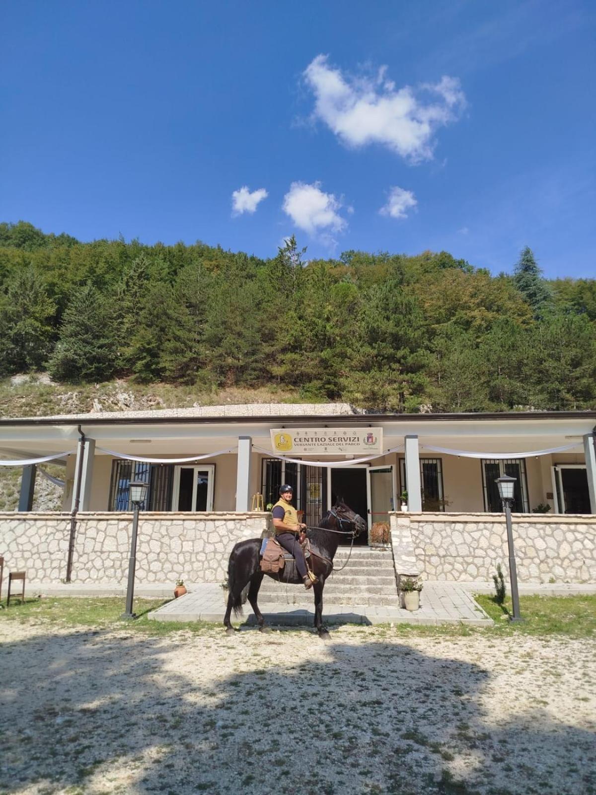 Orsa Maggiore Rifugio Campoli Appennino Esterno foto