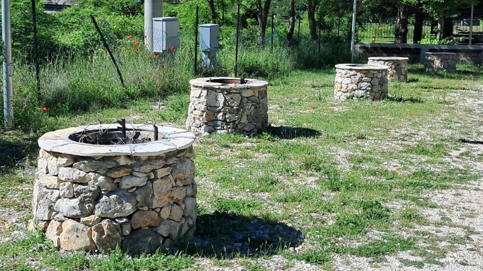 Orsa Maggiore Rifugio Campoli Appennino Esterno foto
