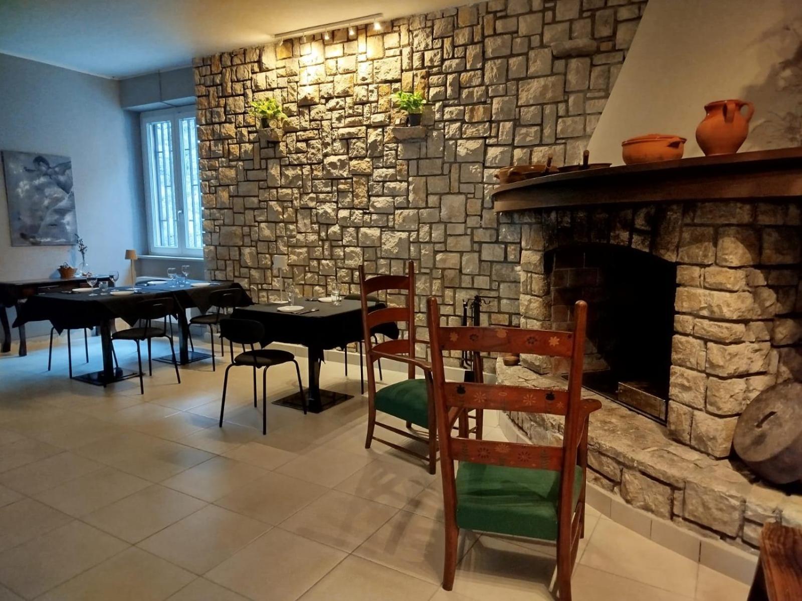 Orsa Maggiore Rifugio Campoli Appennino Esterno foto